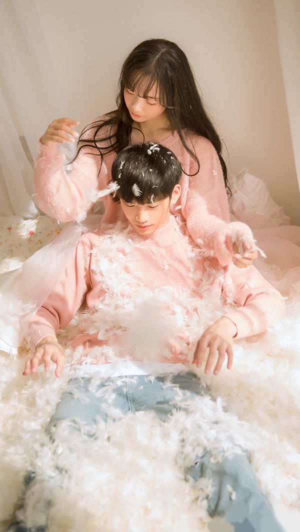 1481079765239351.jpg 005R6A9ijw1f9u9vz3ikzj30yk1pck37.jpg